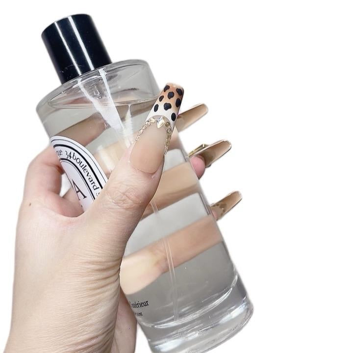 Leopard Print Press On Nails – Long Coffin Shape with Square Rhinestones (077)