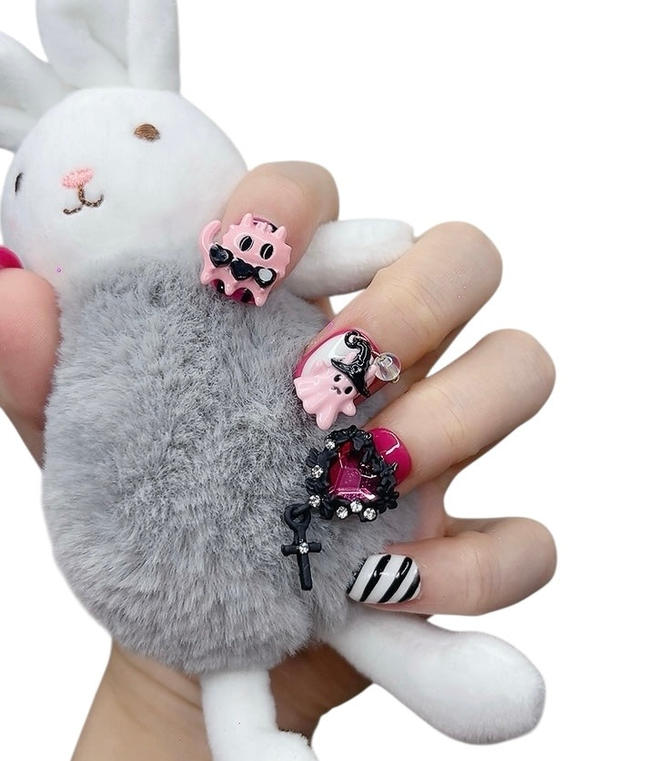 Purple Short Round Press-On Nails with 3D Halloween Design | Tipora 009