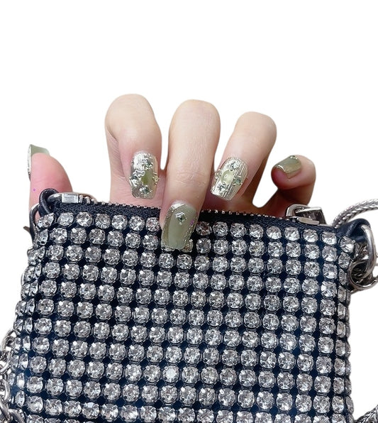 Green Short Square Press-On Nails with Sparkle Design | Tipora 011