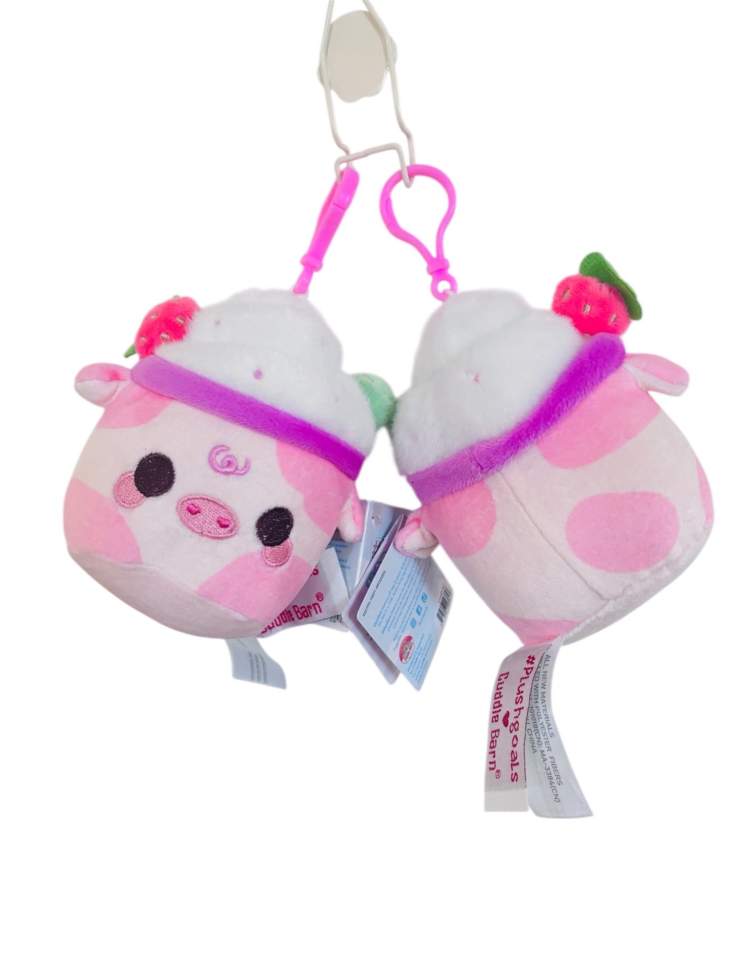 2-Pack Strawberry Pig Plush Keychains – Cute Milk Tea Style Charms