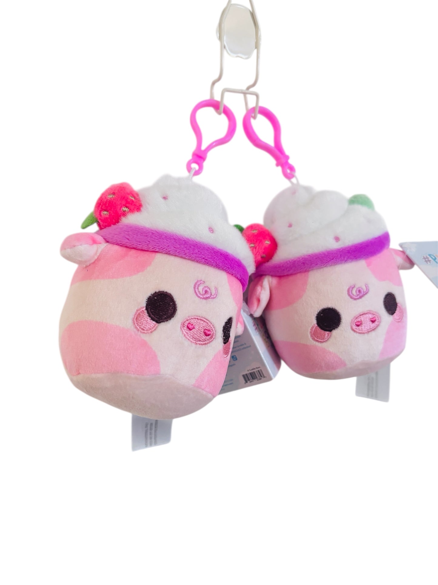 2-Pack Strawberry Pig Plush Keychains – Cute Milk Tea Style Charms