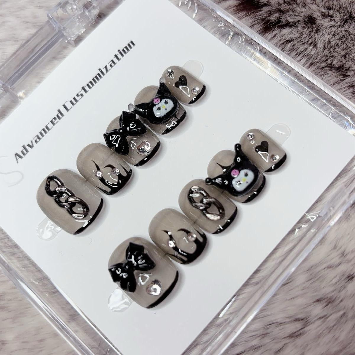 Press on Nails Short Round Black Color with 3D Design 008