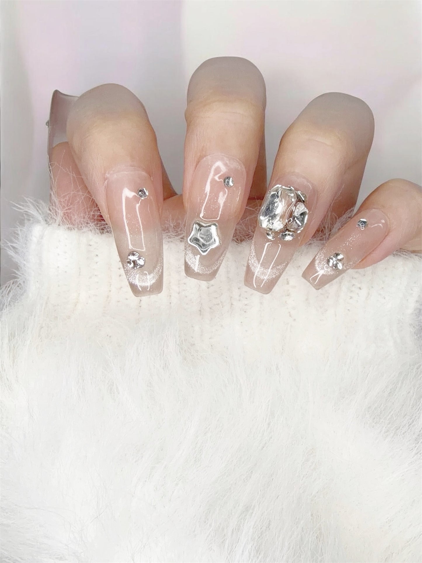 Pink Long Coffin Press-On Nails with Star-Shaped Rhinestone Design | Tipora 032