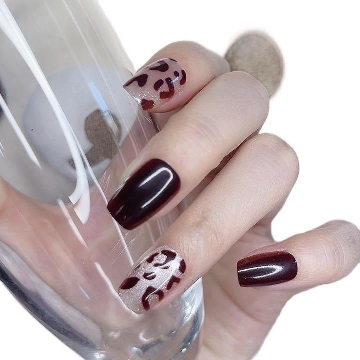 Short Square Press on Nails with Red Color Leopard Print Design 118