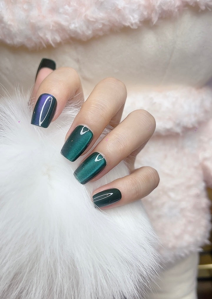 Short Square Press on Nails Green Color with Cat-Eye Design 122