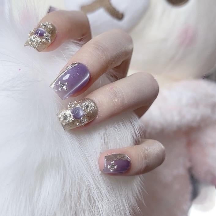 Reusable Short Square Gel Nails Purple Color with Cat-Eye Design Tipora 109