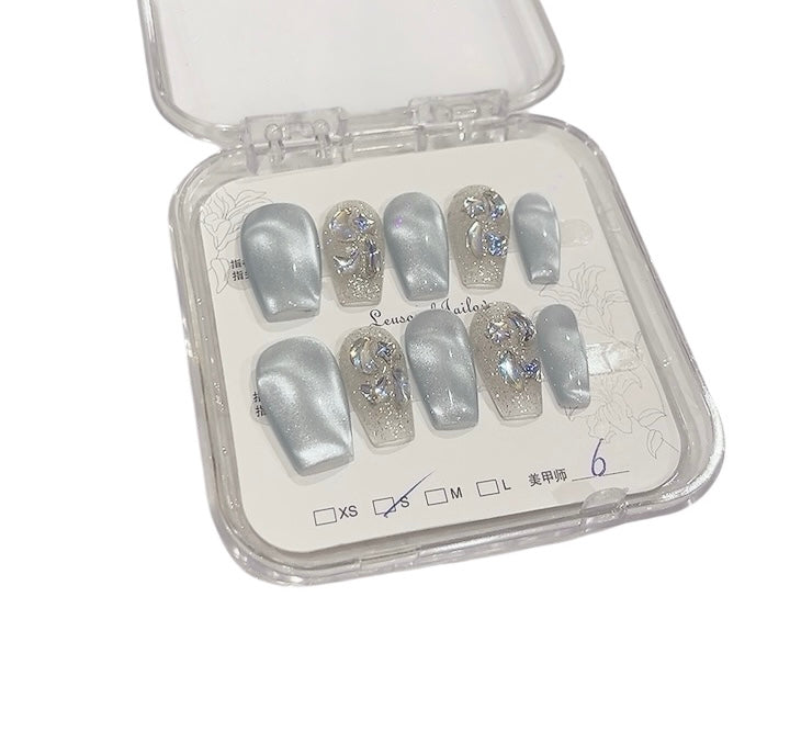 Blue & Silver Medium Coffin Press-On Nails with Ocean-Inspired Design | Tipora 099