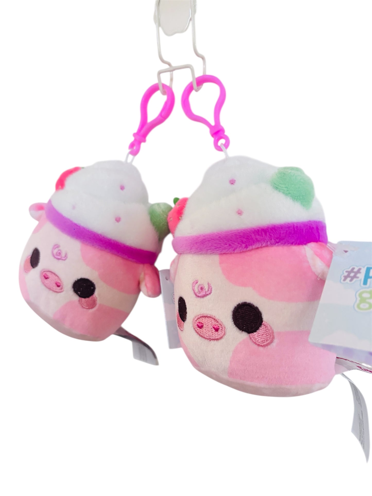 2-Pack Strawberry Pig Plush Keychains – Cute Milk Tea Style Charms