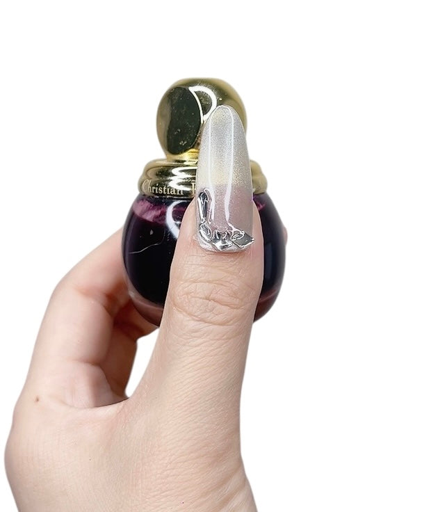 Gray Long Oval Press-On Nails with Rhinestone Design | Tipora 003