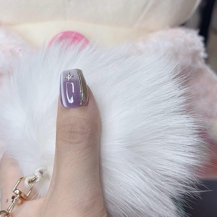 Reusable Short Square Gel Nails Purple Color with Cat-Eye Design Tipora 109