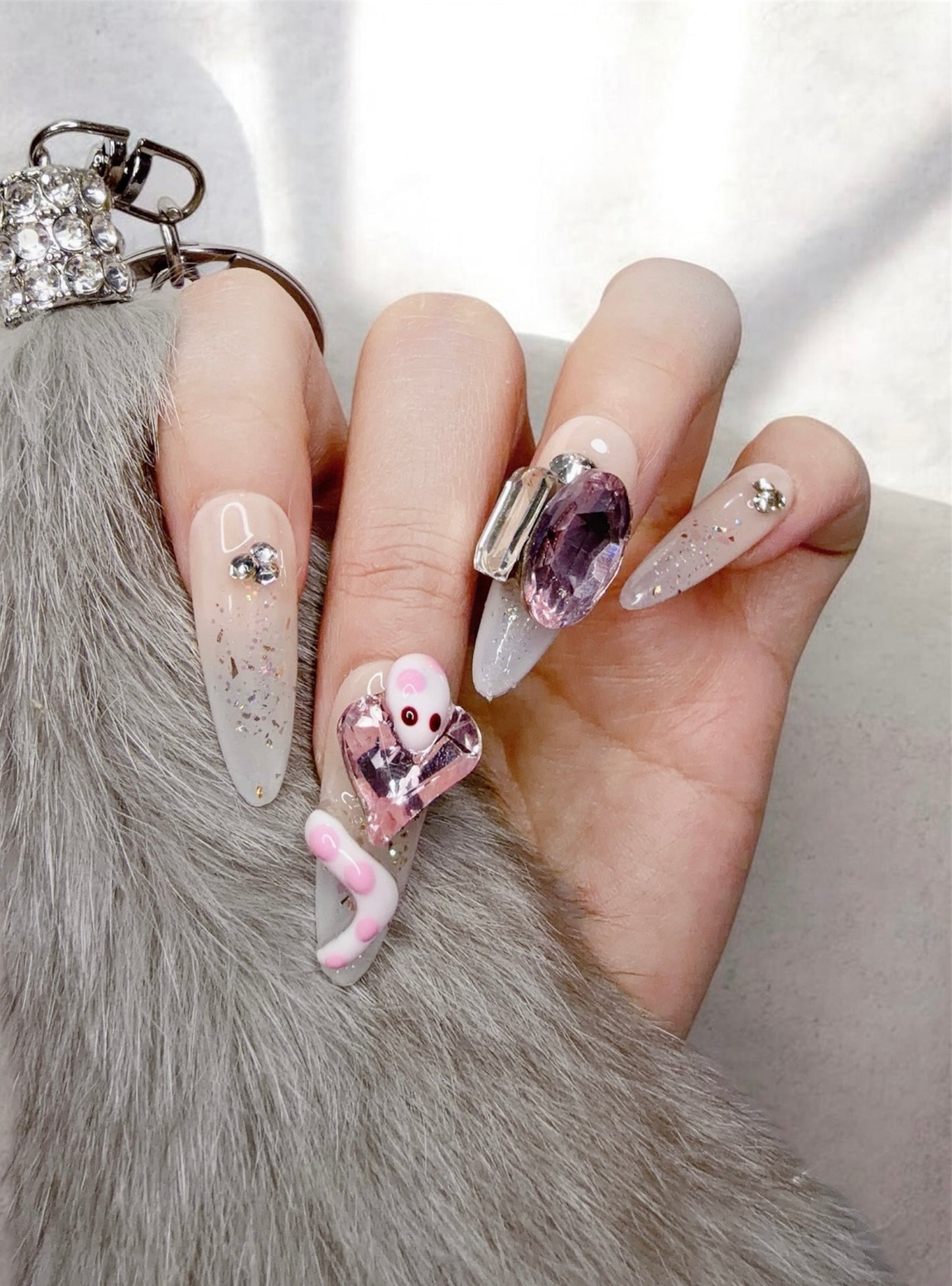 Pink Long Oval Press-On Nails with 3D Snake Design | Tipora 025 (Limited Edition)