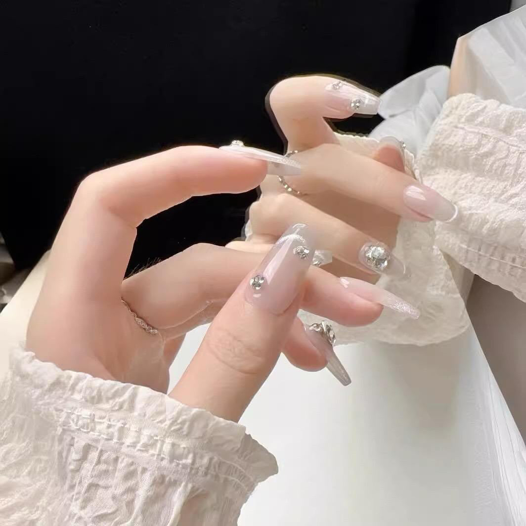 Pink Long Coffin Press-On Nails with Rhinestone Design | Tipora 044