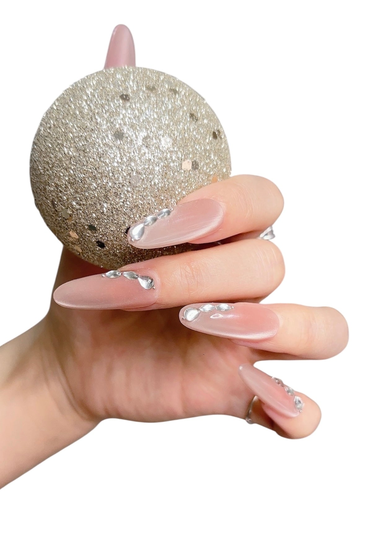 Luxury Nude Chrome Press-On Nails with Rhinestone Design ✨ Elegant Long Oval Shape Tipora 134