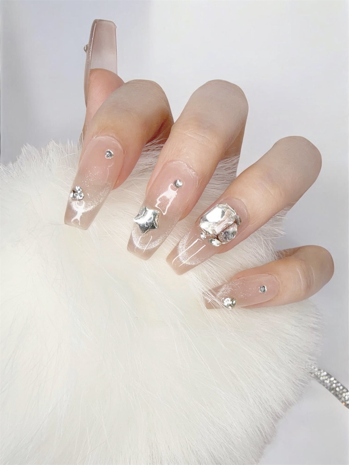 Pink Long Coffin Press-On Nails with Star-Shaped Rhinestone Design | Tipora 032