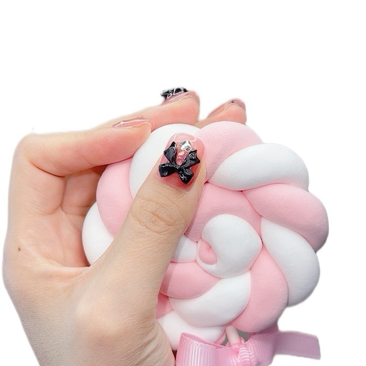 Press on Nails Short Round Black and Pink Color with 3D Design 001