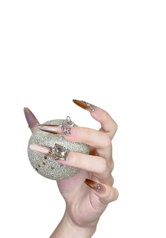 Brown Long Oval Press-On Nails with Square Rhinestone Design | Tipora 085