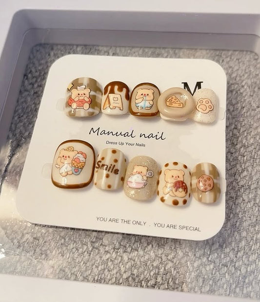 Brown Short Round Press-On Nails with Cartoon Bear Design | Tipora 098