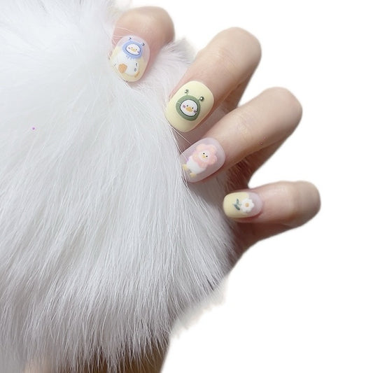 Short Round Press-On Nails with Cartoon Yellow Duck Design | Tipora 091