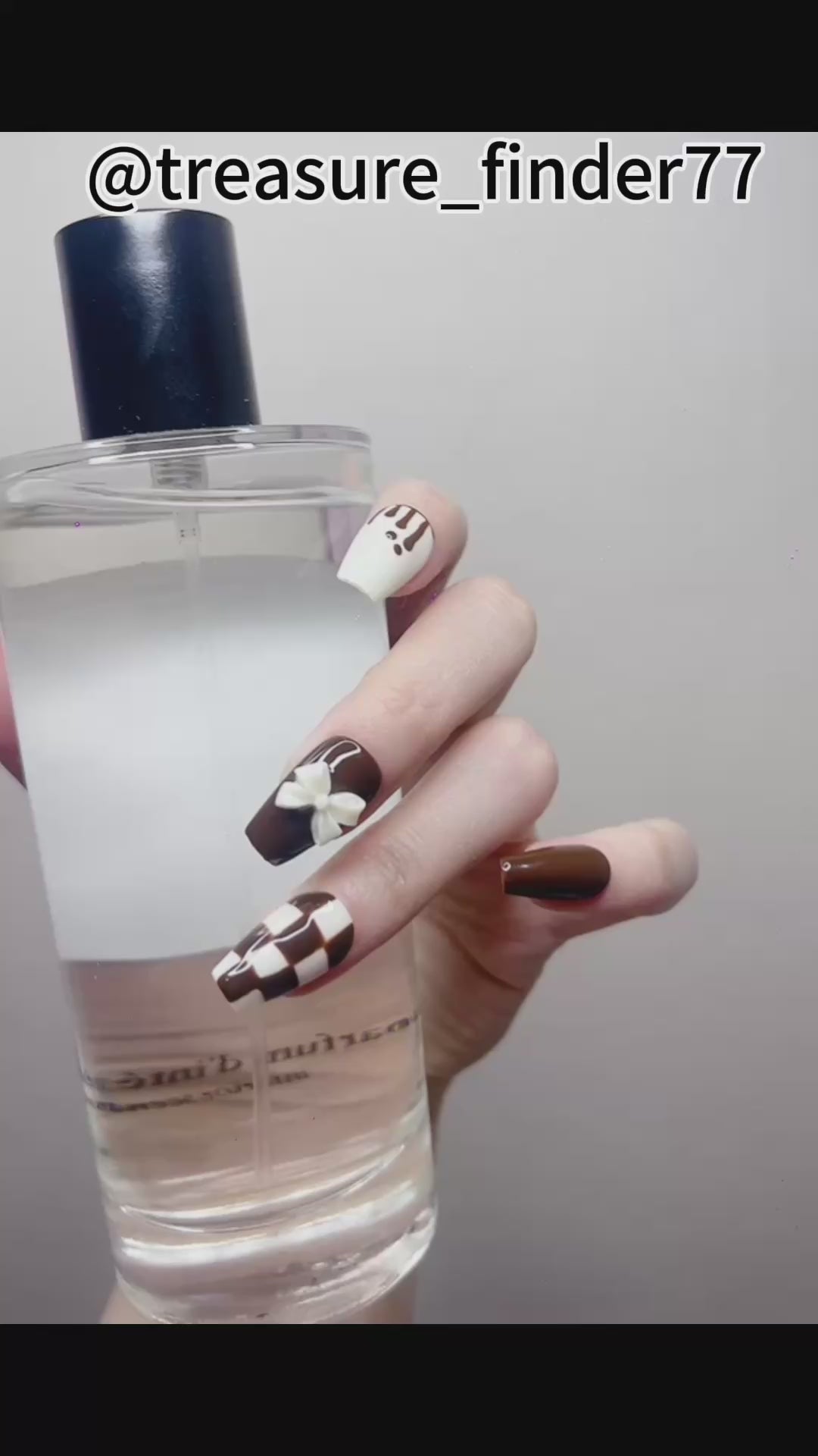 Chocolate-Inspired Press-On Nails – Brown & White with 3D Bowknot | Tipora 094