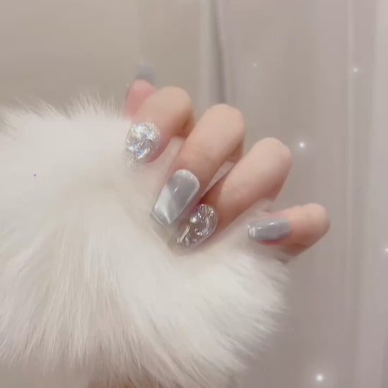Blue & Silver Medium Coffin Press-On Nails with Ocean-Inspired Design | Tipora 099