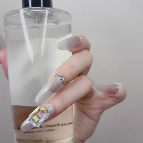 Gray Long Oval Press-On Nails with Rhinestone Design | Tipora 003