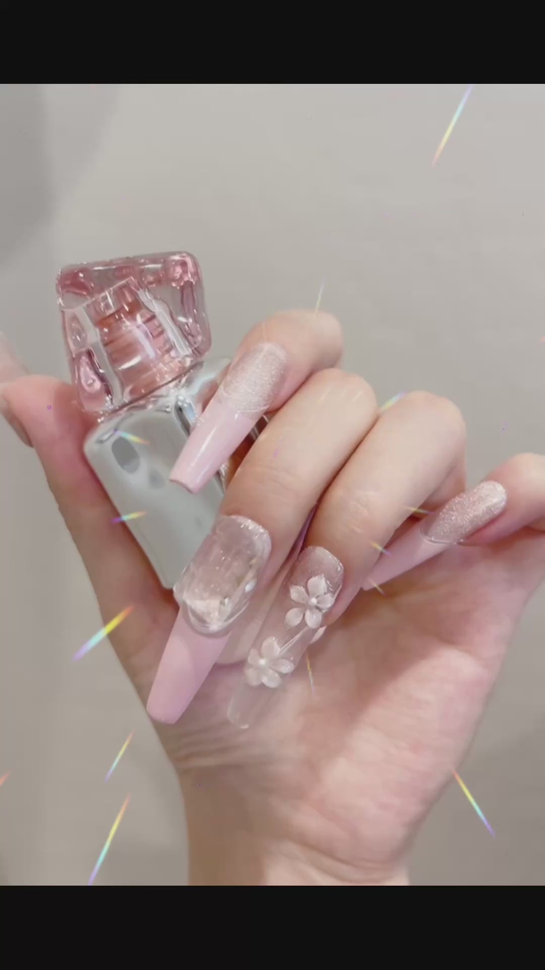 Pink Long Coffin Press-On Nails with Flower Design | Tipora 096